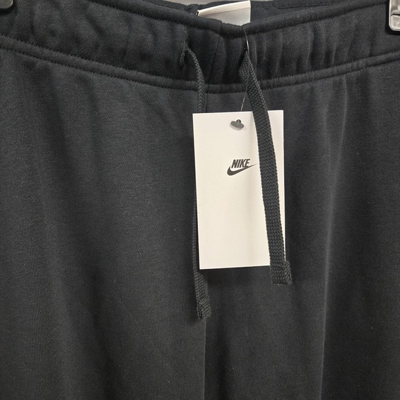 Nike Womens NWT Sweatpants Joggers Standard Fit Mid Rise Black Plus Size 2X - Picture 7 of 7